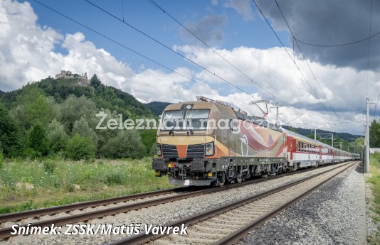 Dodávky letošní pětice Vectronů pro ZSSK zahájeny