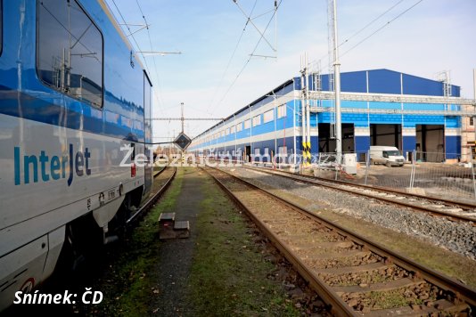 Stavba opravárenské haly ČD v Chebu míří do finále