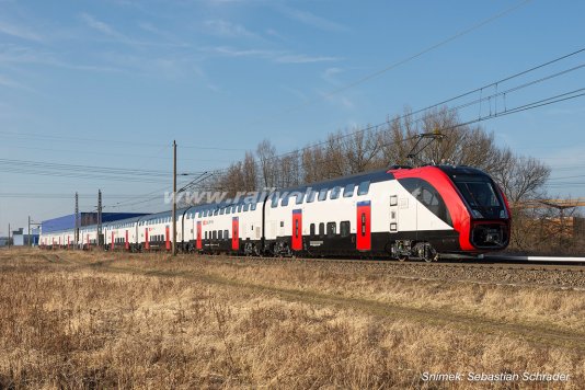 První TWINDEXX Swiss Express na zkušební trati