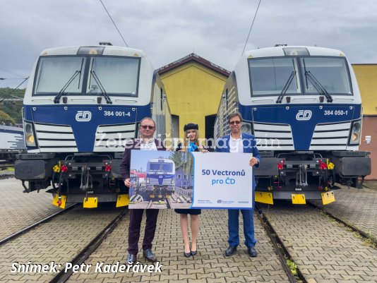 Flotila řady 384 ČD kompletní