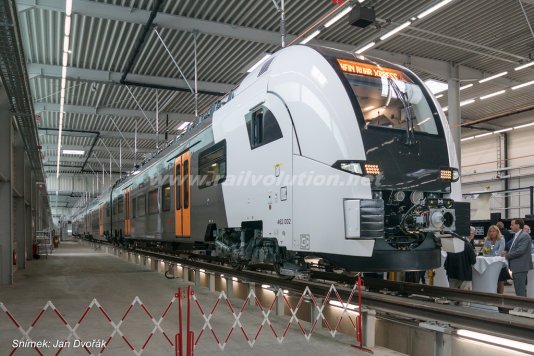 První jednotka Desiro HC pro Rhein-Ruhr-Express představena